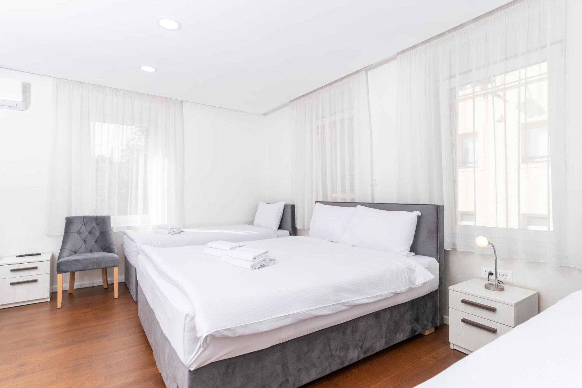Ornament Hotel And Apartments Sarajevo Luaran gambar