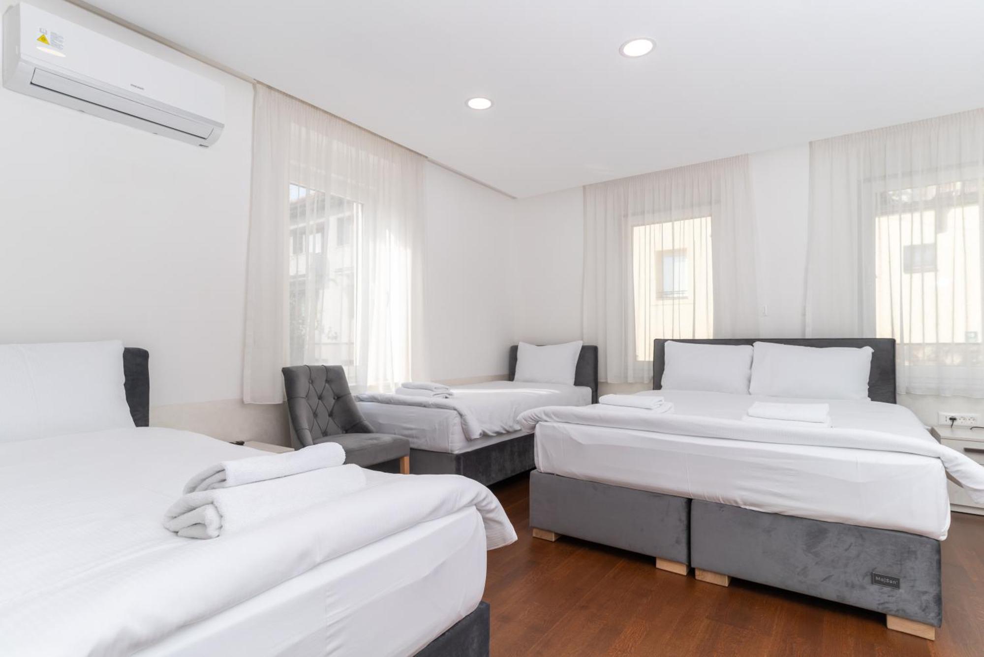 Ornament Hotel And Apartments Sarajevo Luaran gambar