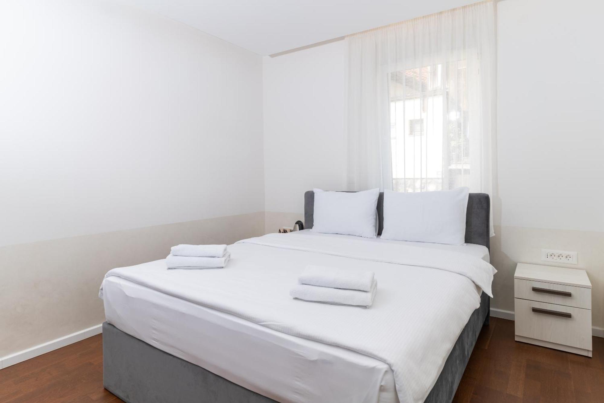 Ornament Hotel And Apartments Sarajevo Luaran gambar